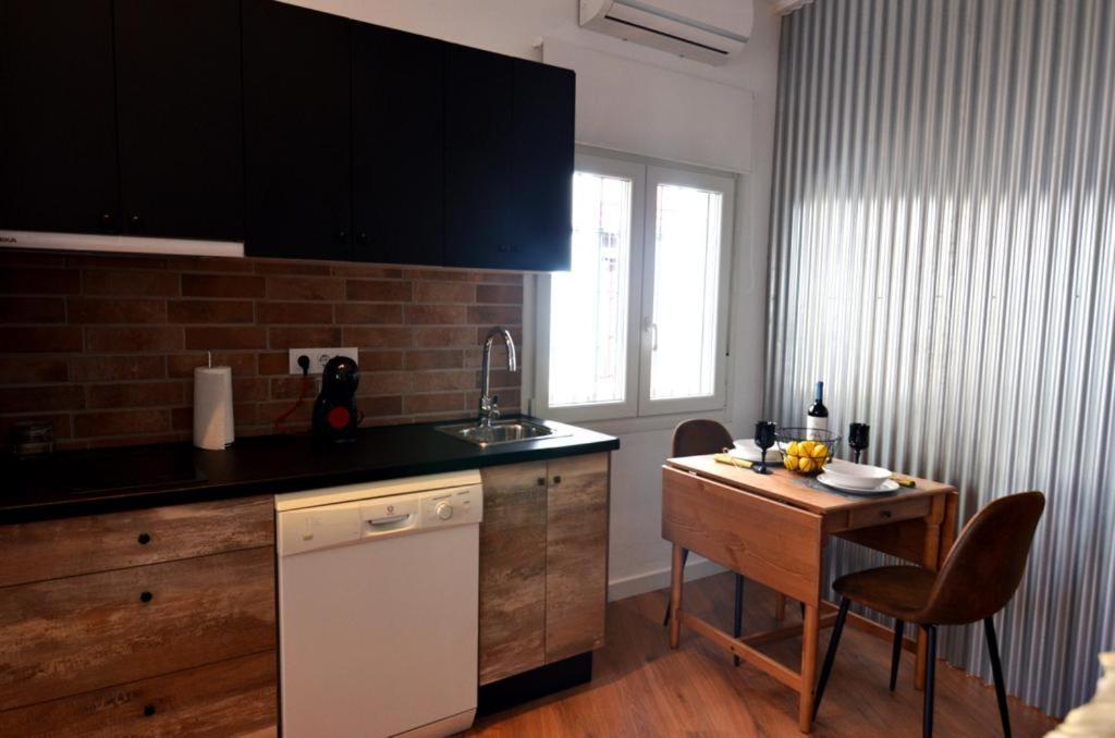 Luna'S Home. Precioso Loft En Больюльос-Пар-дель-Кондадо Экстерьер фото