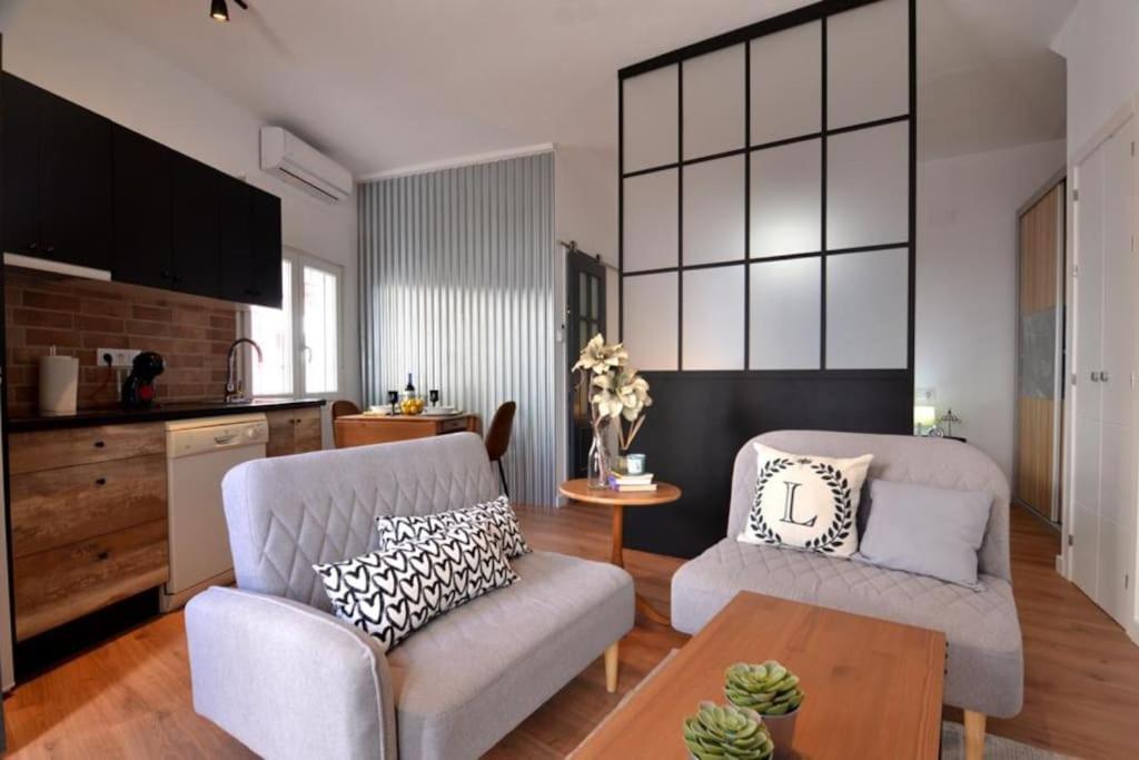 Luna'S Home. Precioso Loft En Больюльос-Пар-дель-Кондадо Экстерьер фото