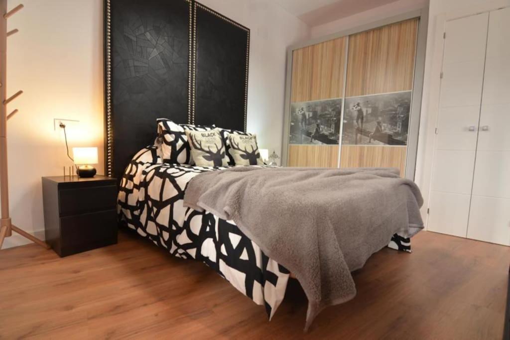 Luna'S Home. Precioso Loft En Больюльос-Пар-дель-Кондадо Экстерьер фото